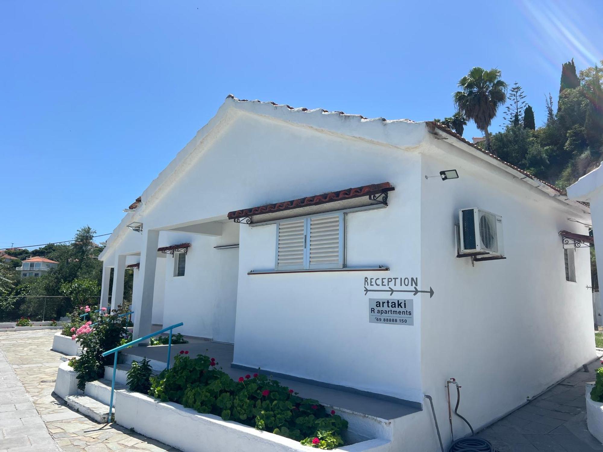 Artaki R Apartments Koróni 外观 照片